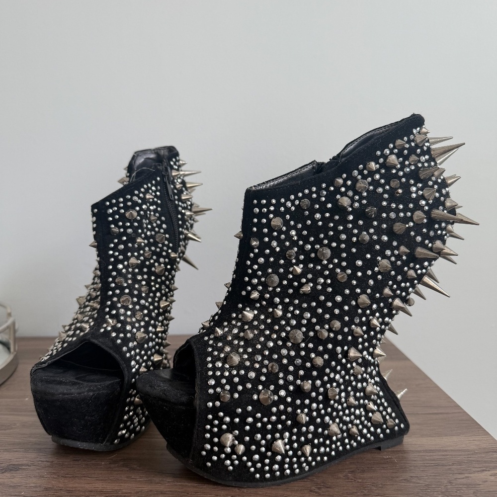 Chinese Laundry Lady Gaga-Inspired Spike Heels | Limited Edition | Size 8